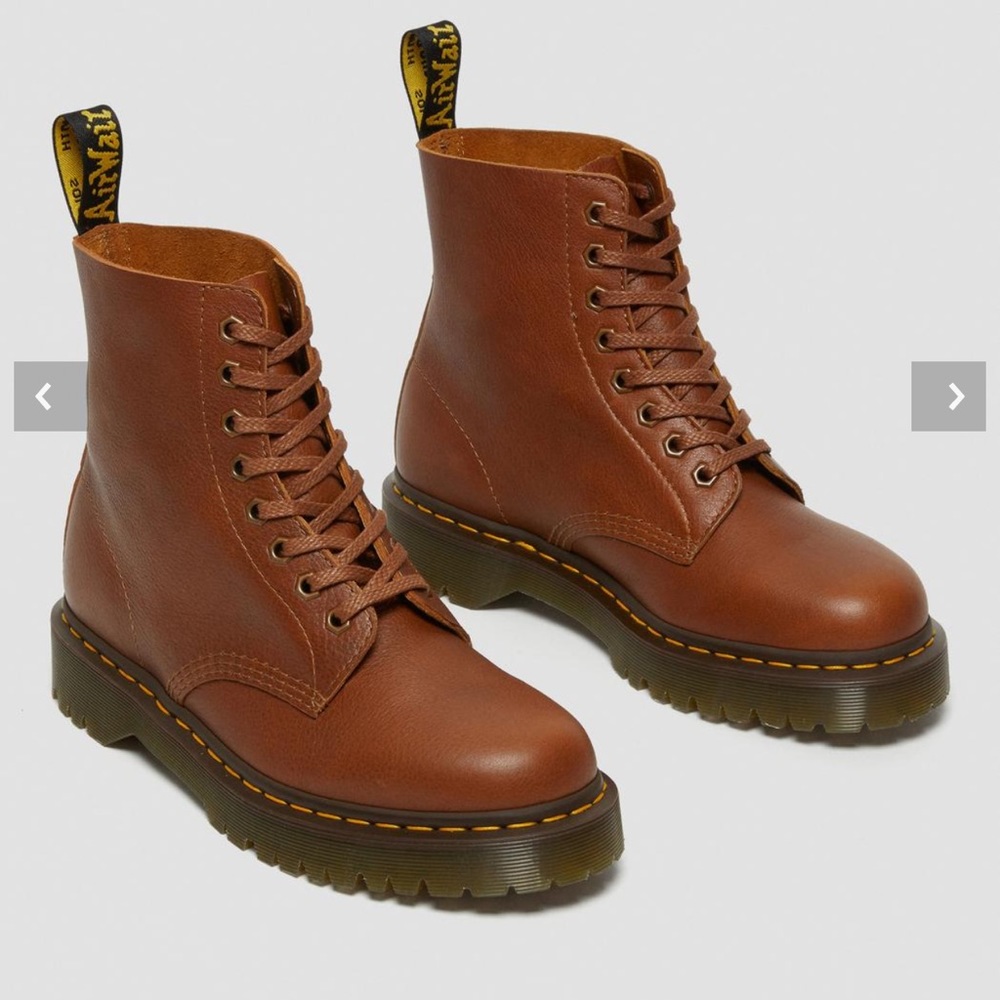 Dr Martens 1460 Pascal Bex Tan.